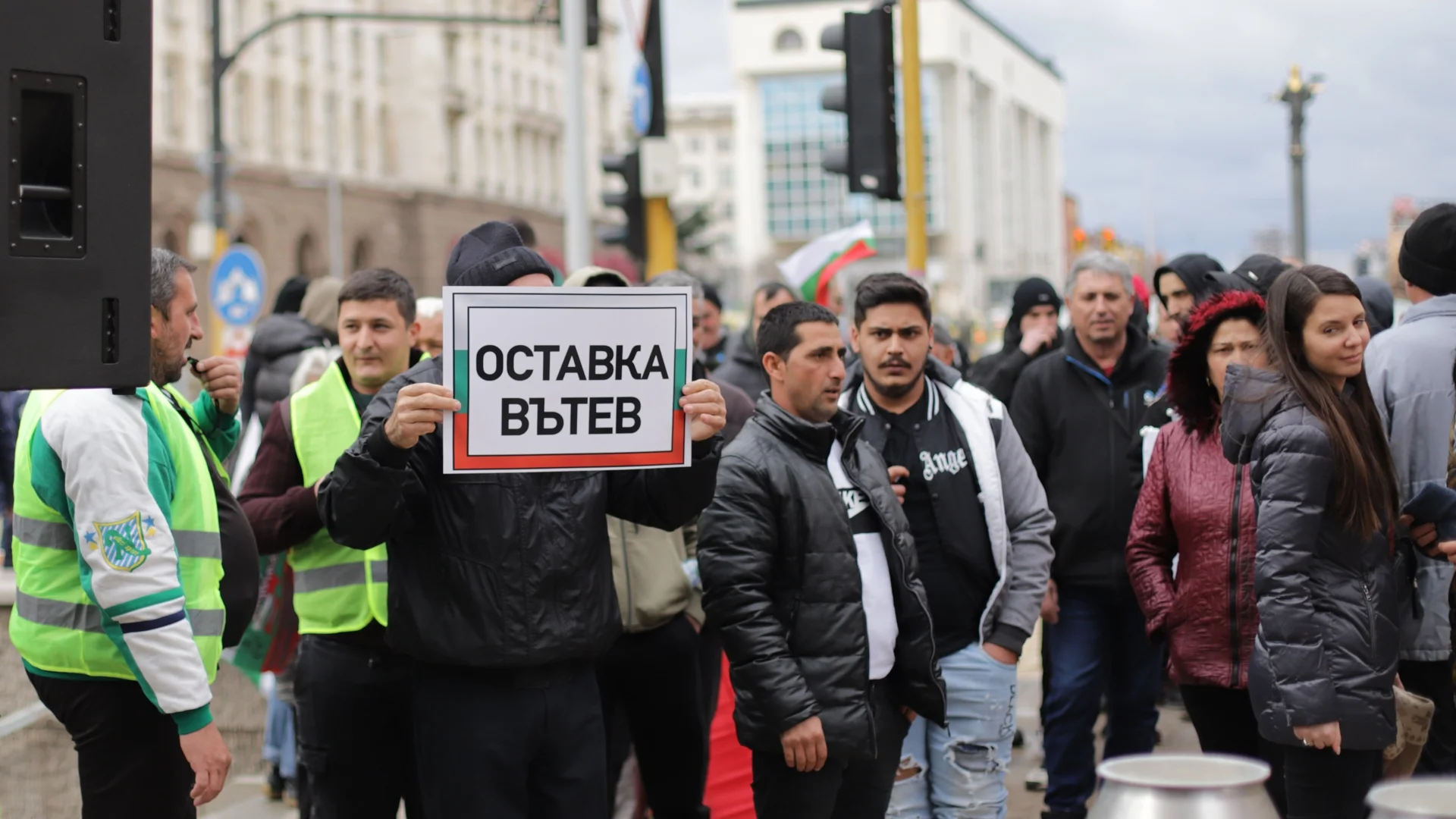 Напрежение и сблъсъци по време на протеста на земеделци пред МС (ВИДЕО)