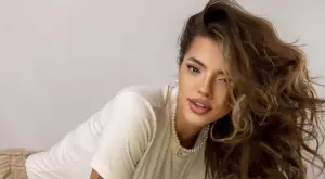 Пълна промяна: Дара изуми феновете с нова визия (СНИМКА)