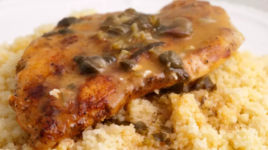 Kралски обяд: Свински пържоли с пюре от боб