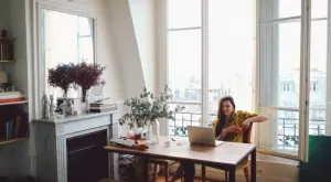 Парижки лукс: Хит при интериорните тенденции на 2024 (СНИМКИ)