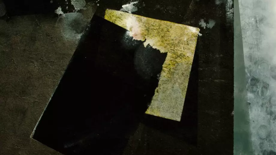 Изложбата "Квадрати на зимата" - наситена с лични психологически послания