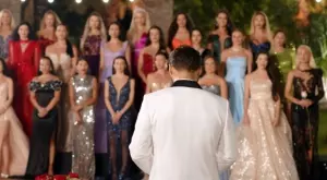 Участничка от „Ергенът“ е приятелка на Маги Джанаварова и има мъж (ВИДЕО)