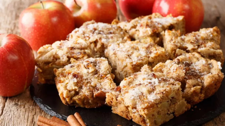 Сладко изкушение: Ябълков кекс без брашно и захар