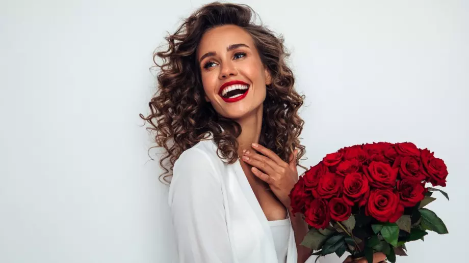 Най-доброто ръководство за това как да бъдете по-женствени и привлекателни