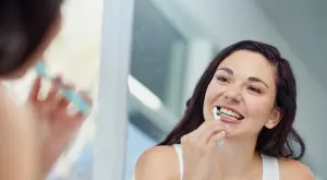 Какво се случва, ако НЕ миете зъбите си само един ден?