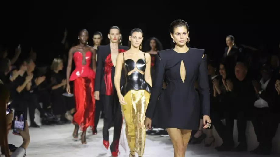 Груб разкош: Първата колекция на Шон Макгър за Alexander McQuuen (ВИДЕО)