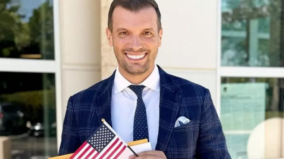 Мартин Мартинов, Мистър България 2009, гушна първороден син (СНИМКИ)