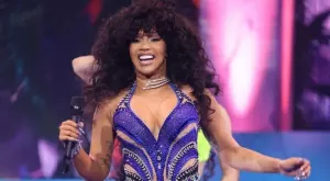 Карди Би се завръща, пусна ново парче (ВИДЕО)