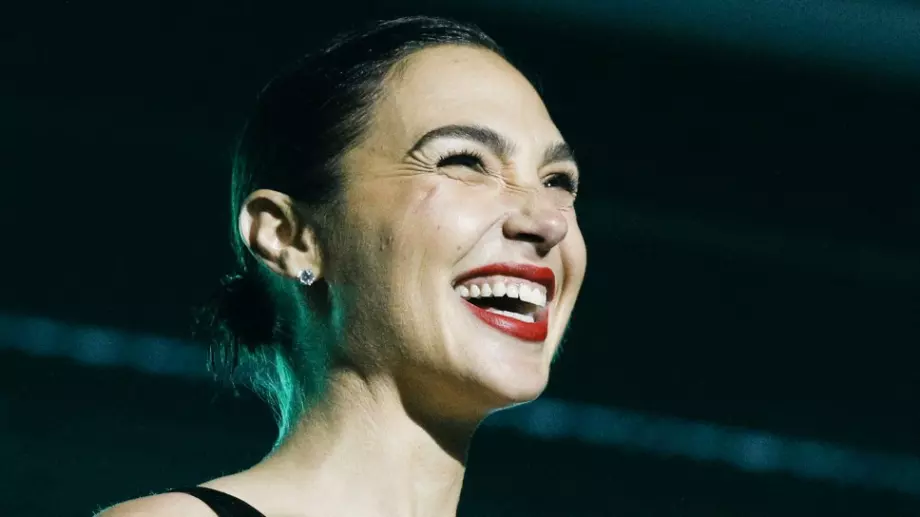 Гал Гадот стана майка за четвърти път (СНИМКИ)