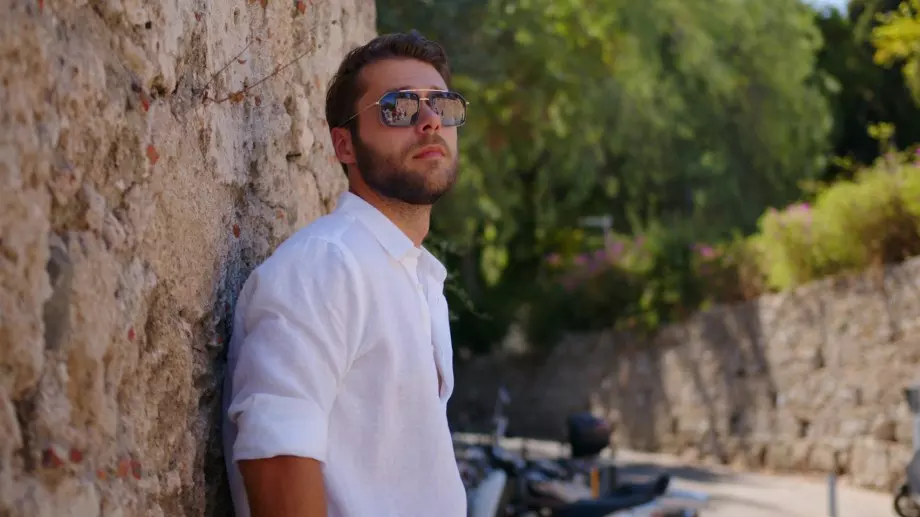 Една от най-колоритните участнички отпадна от "Ергенът" (СНИМКИ)