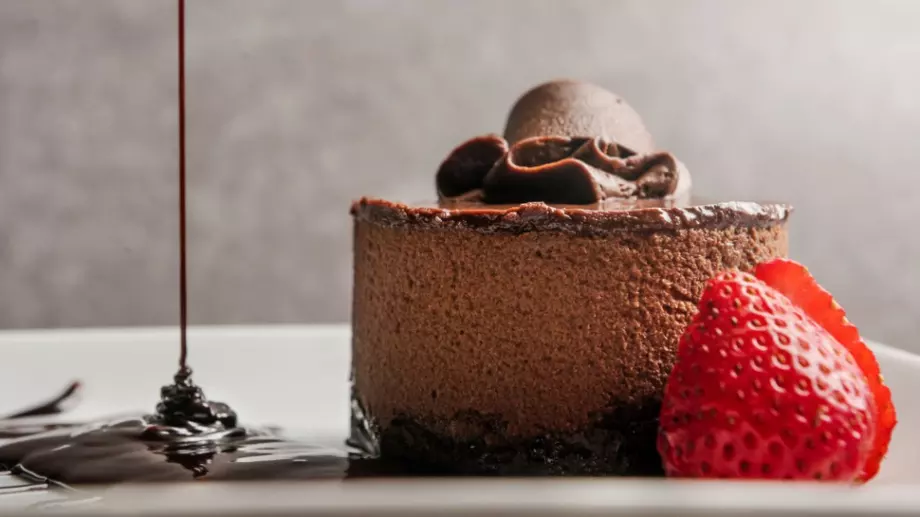 За начинаещи: Шоколадов чийзкейк без печене