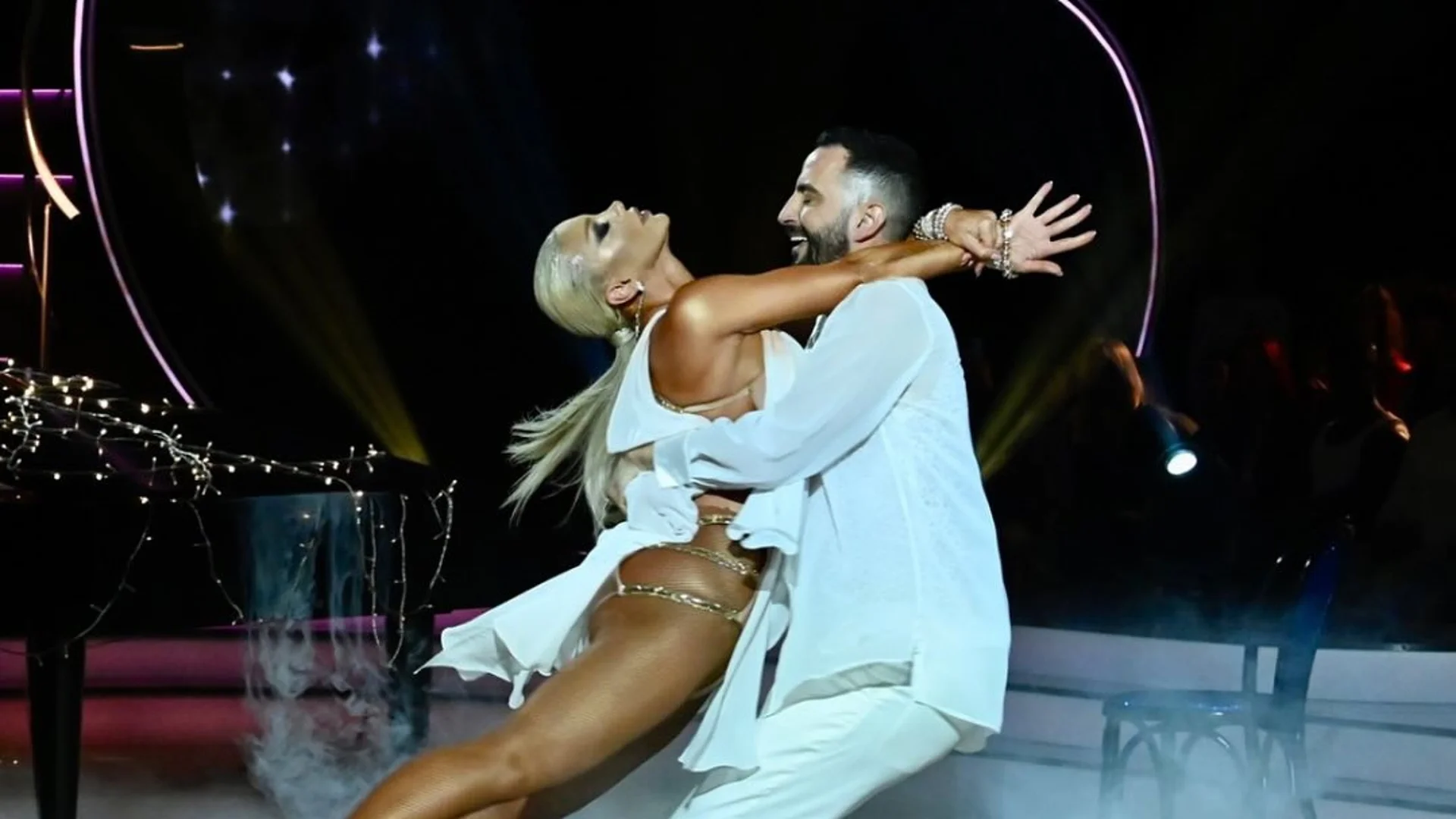 Изгониха Емануела от 