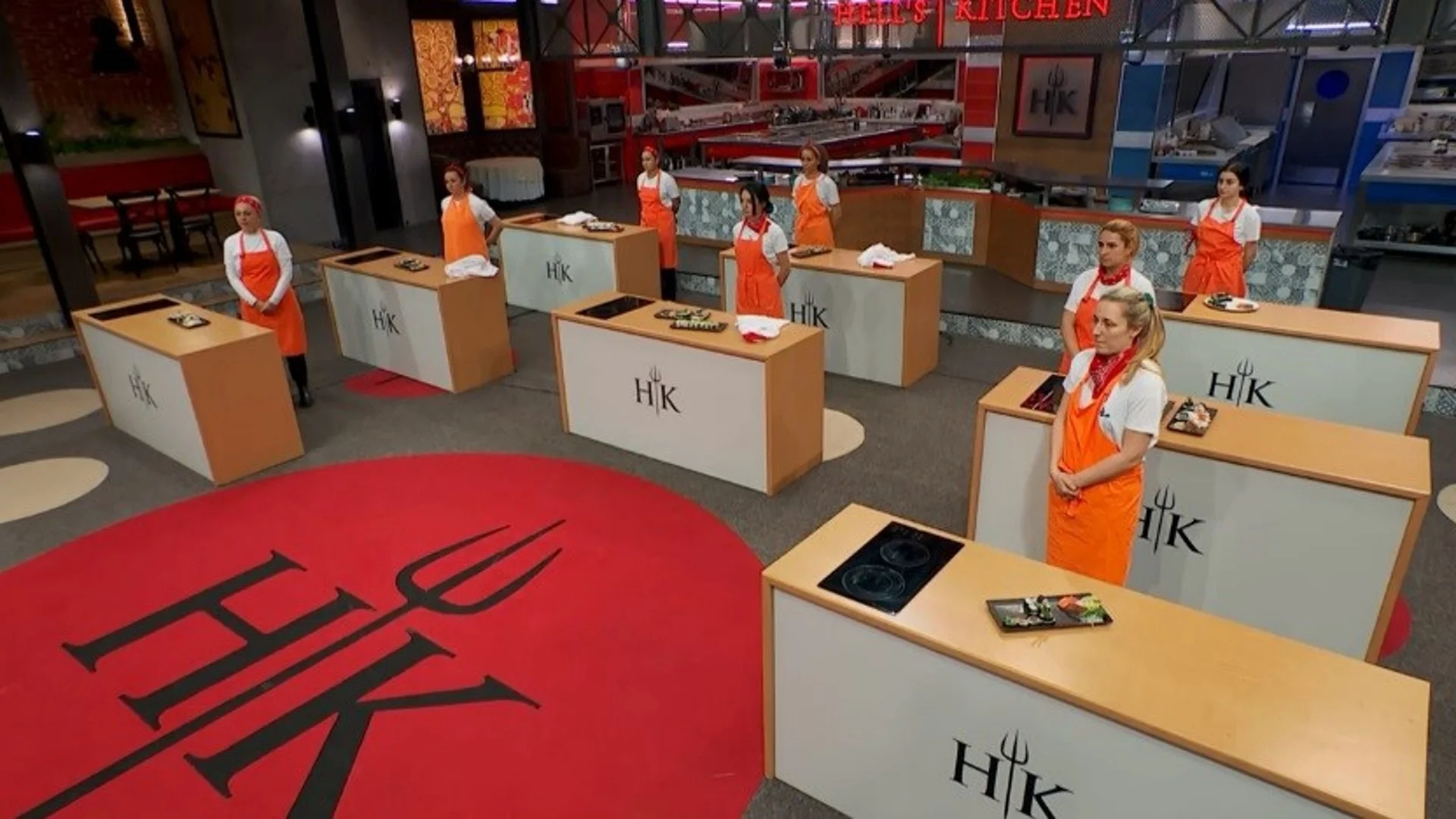 Шеф Ангелов се ядоса! Гони всички по ред в Хелс Китчън!