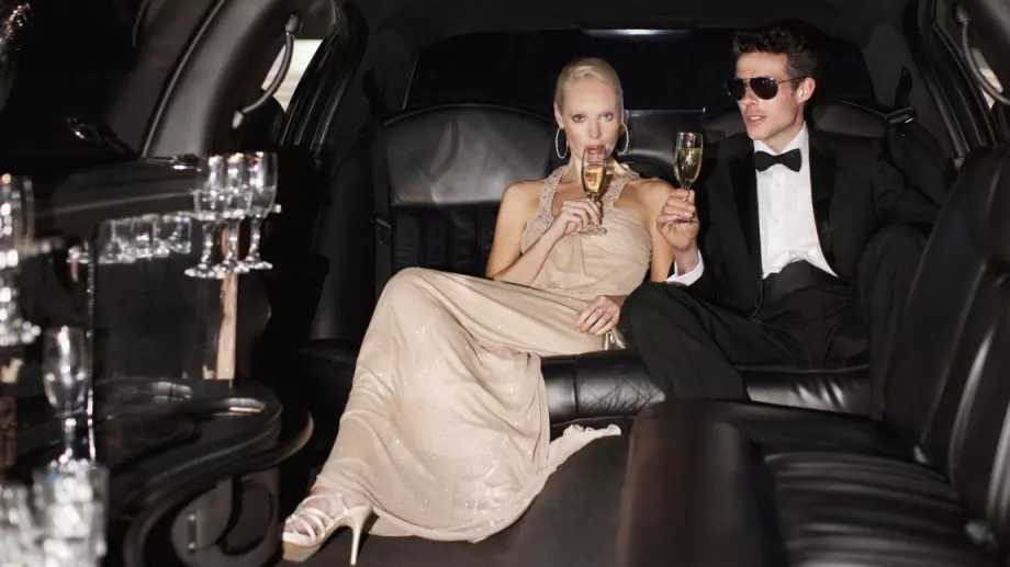 Защо все повече известни личности имат свои алкохолни марки? 