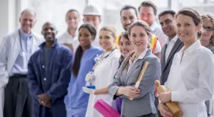 Какво мечтаят да работят хората по света и в България?