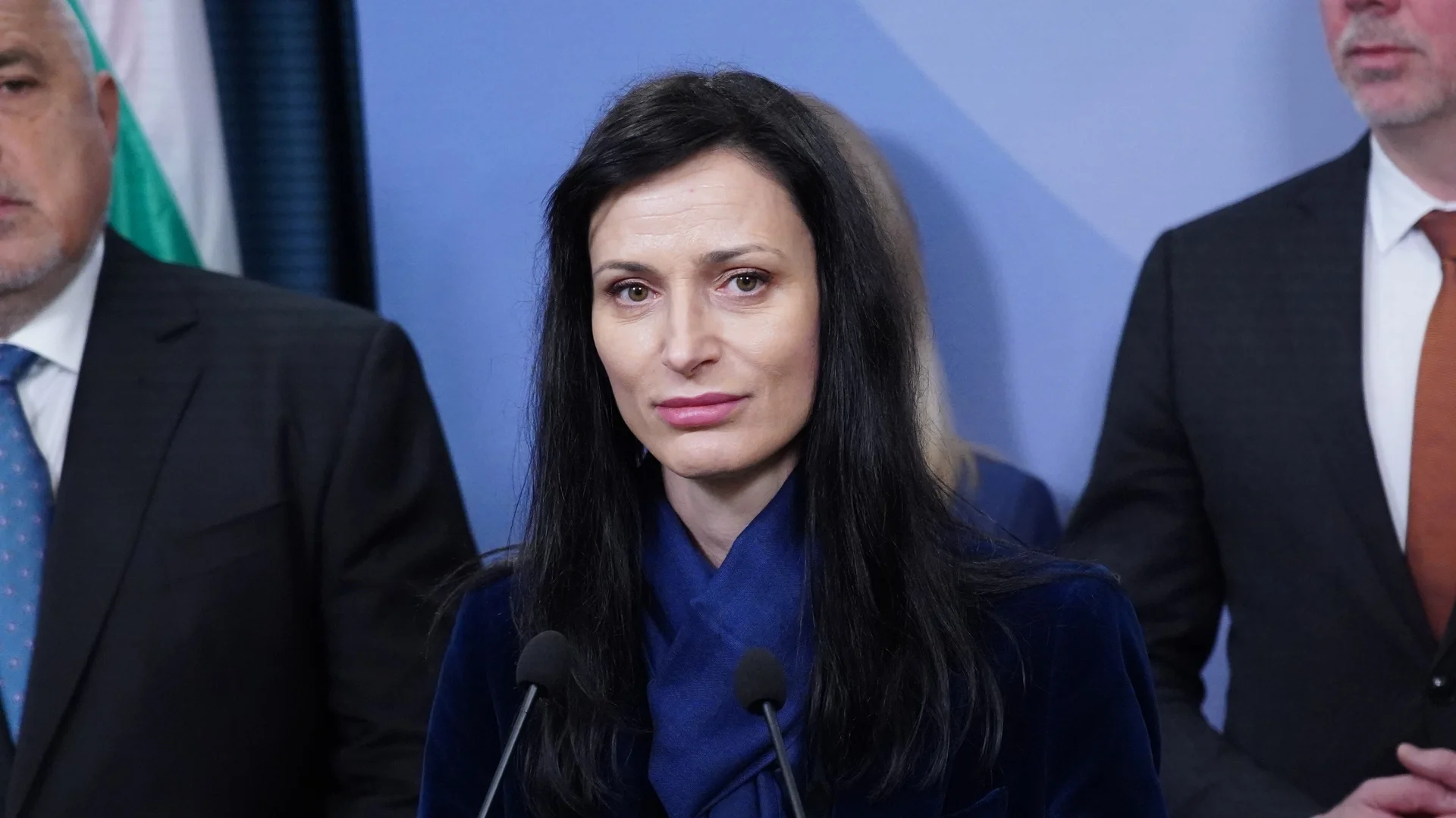 Безработната Габриел влиза в Dancing Stars, финансовият министър не чул призива й “Асене, върни малко!”