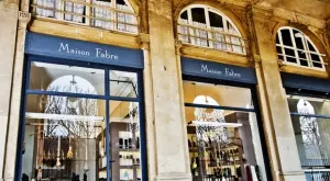 Maison Fabre: 100-годишният бутик за ръкавици, шил за Грейс Кели и Бионсе (СНИМКИ)