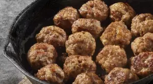 Топ рецепта: Пържени кюфтета с кашкавал 