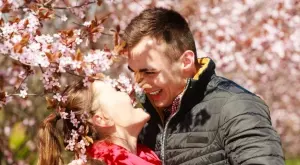 Седмичен любовен хороскоп за 8-12 април 2024