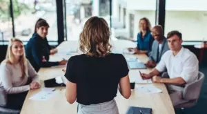 Кратко ръководство за модерно лидерство