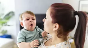 Педиатърът: Ръководство какво да правите, когато бебето ви е болно
