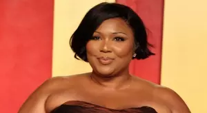 Лизо "напуска" заради обвиненията срещу нея