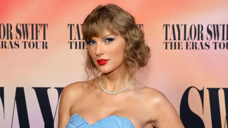 Тейлър Суифт триумфира и на наградите на iHeartRadio