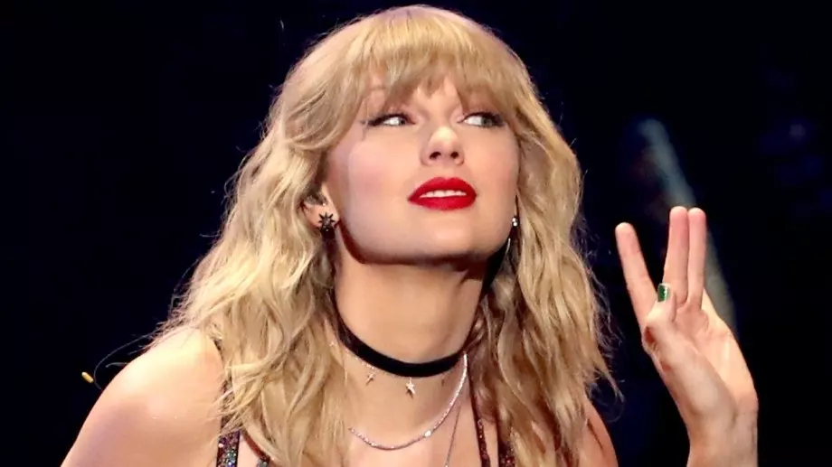 Новият албум на Тейлър Суифт постави нечуван рекорд (СНИМКА)