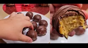 Поставете бисквити във вряща вода и всеки ще иска този десерт