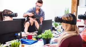 Служителите от поколение Z предпочитат кариерни съвети от ChatGPT, вместо от шефа си