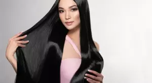 "Стъклена коса" е горещата нова тенденция, ето как да я постигнете