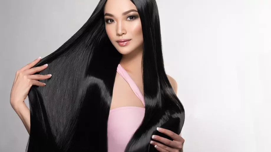 "Стъклена коса" е горещата нова тенденция, ето как да я постигнете