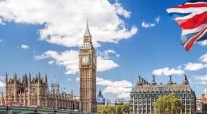 Британската икономика се измъкна от рецесията