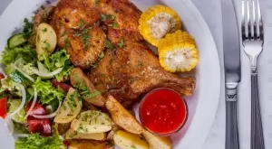 Панирани пилешки бутчета с хрупкава коричка