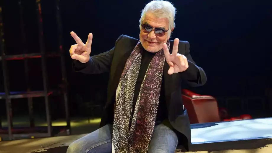 Роберто Кавали: Гений на максимализма, баща на леопардовия принт (СНИМКИ)