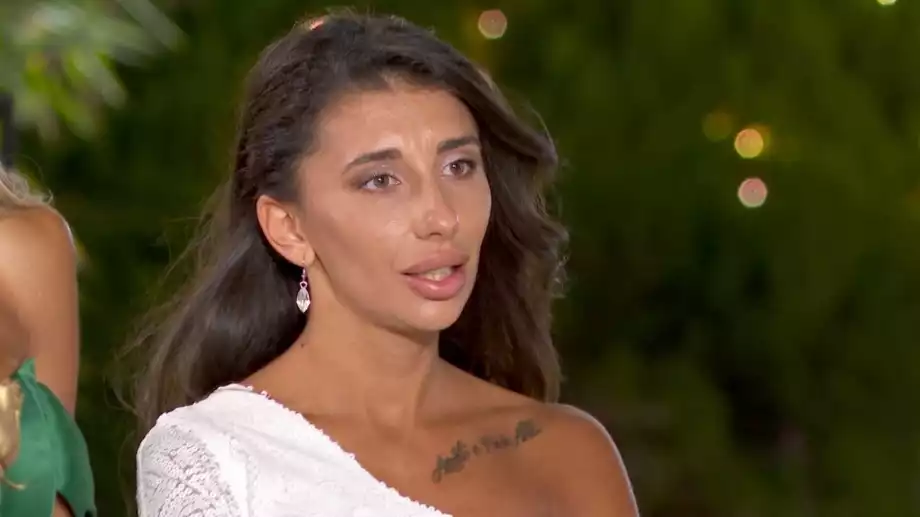 Виктория от „Ергенът“: Уволниха ме заради Габриела, съдя БФС (ВИДЕО)