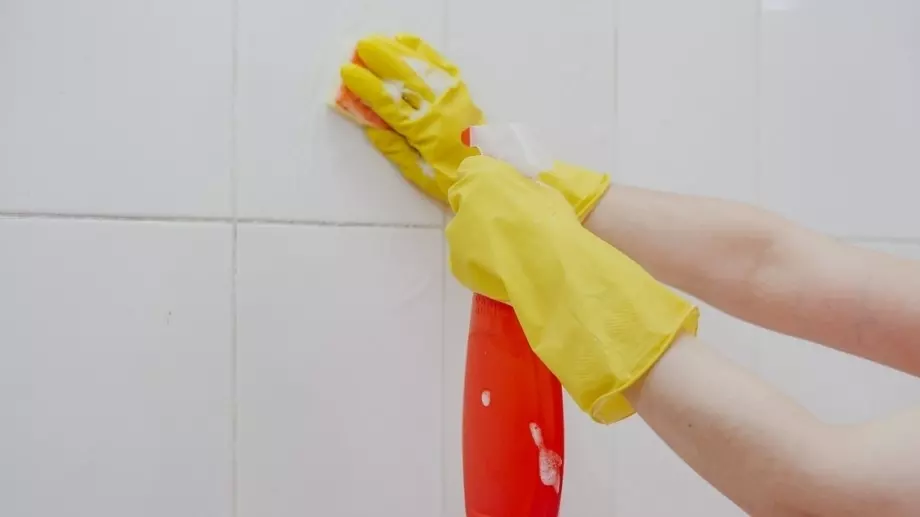 4 лесни съвета за поддържане на чисти и блестящи плочки