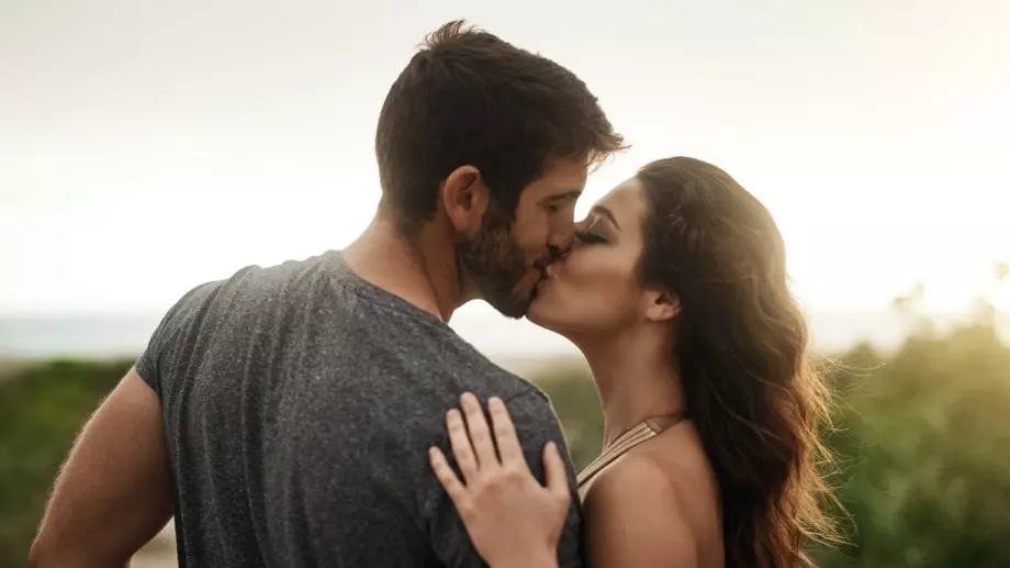 20 различни начина за целуване, които трябва да опитате поне веднъж