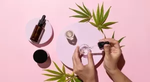 CBD олио: Ползи за кожата, странични ефекти и употреба