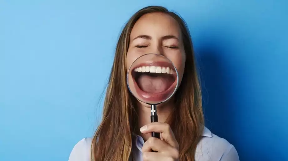 Женски виц за 1 май, 2024 г.: Двама габровци 