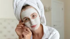 5 ефективни маски за лице само от 2 съставки 