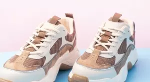 Ето защо маратонките имат допълнителна дупка (ВИДЕО)