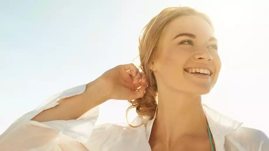 Женски виц за 12 май, 2024 г.: Влиза шефът