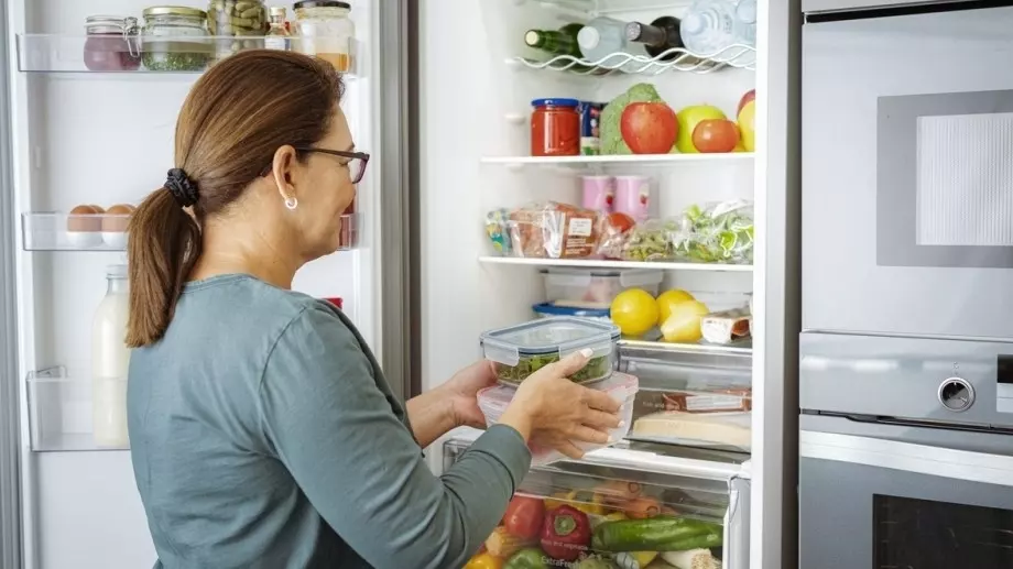 Ето защо трябва да слагате кухненска хартия в хладилника