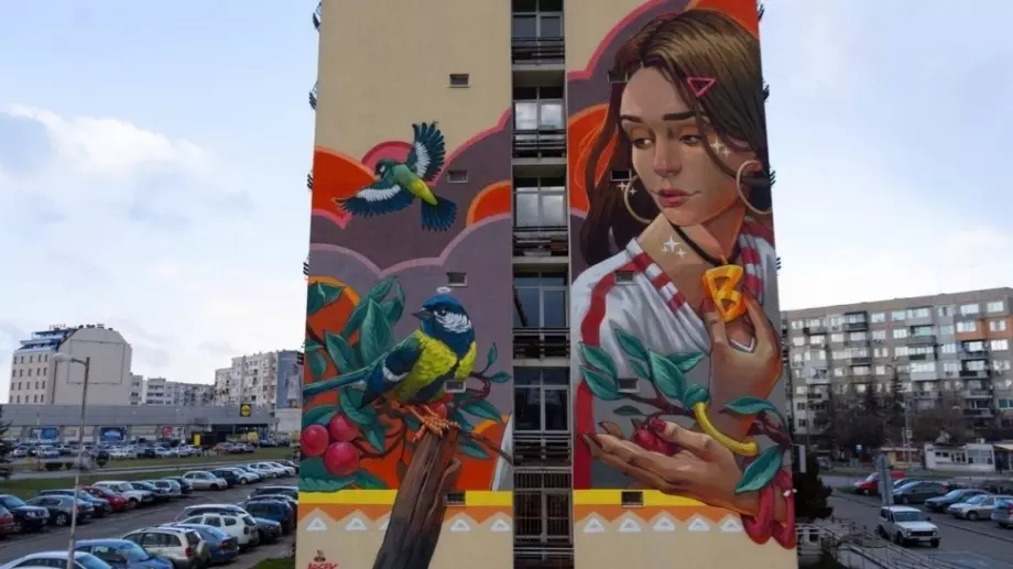 Графити фест събира емблематични художници и любители на уличното изкуство в София