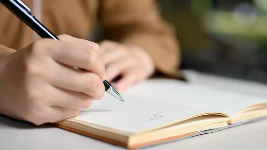 Съществувам или саществувам: Ето как се пише правилно