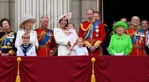 Откриха изложбата „Кралски портрети: фотография от един век“ (СНИМКИ)