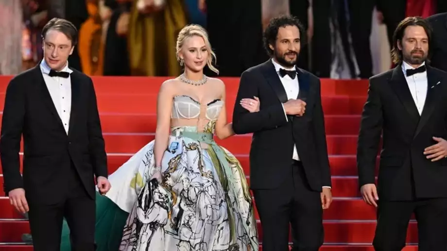 Мария Бакалова блесна на фестивала в Кан (СНИМКИ)