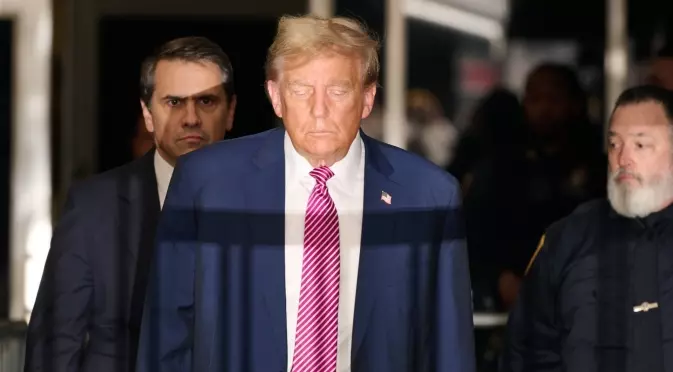 Прокурор: Да се забрани на Тръмп да прави опасни изказвания в съда 