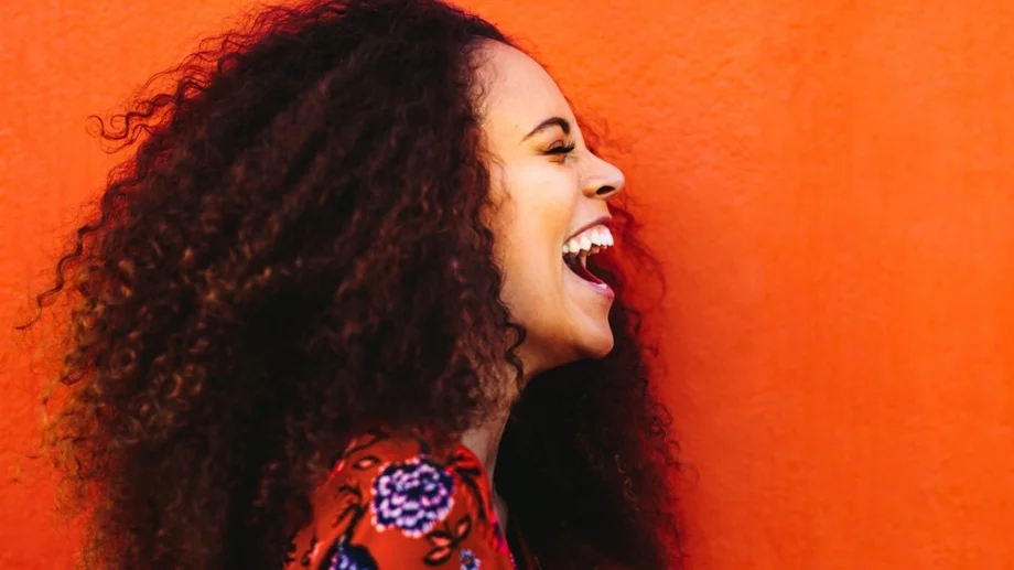 Женски виц за 28 май, 2024 г.: Турист лежи